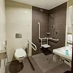 Capital 4*
