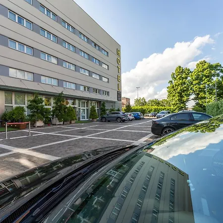Hotell Capital 4*