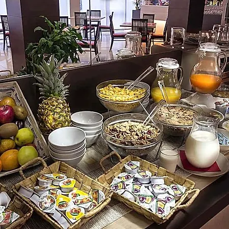 فندق Capital 4*