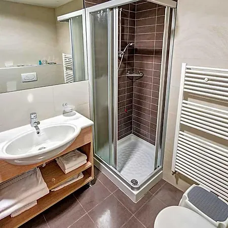 Capital Hotel